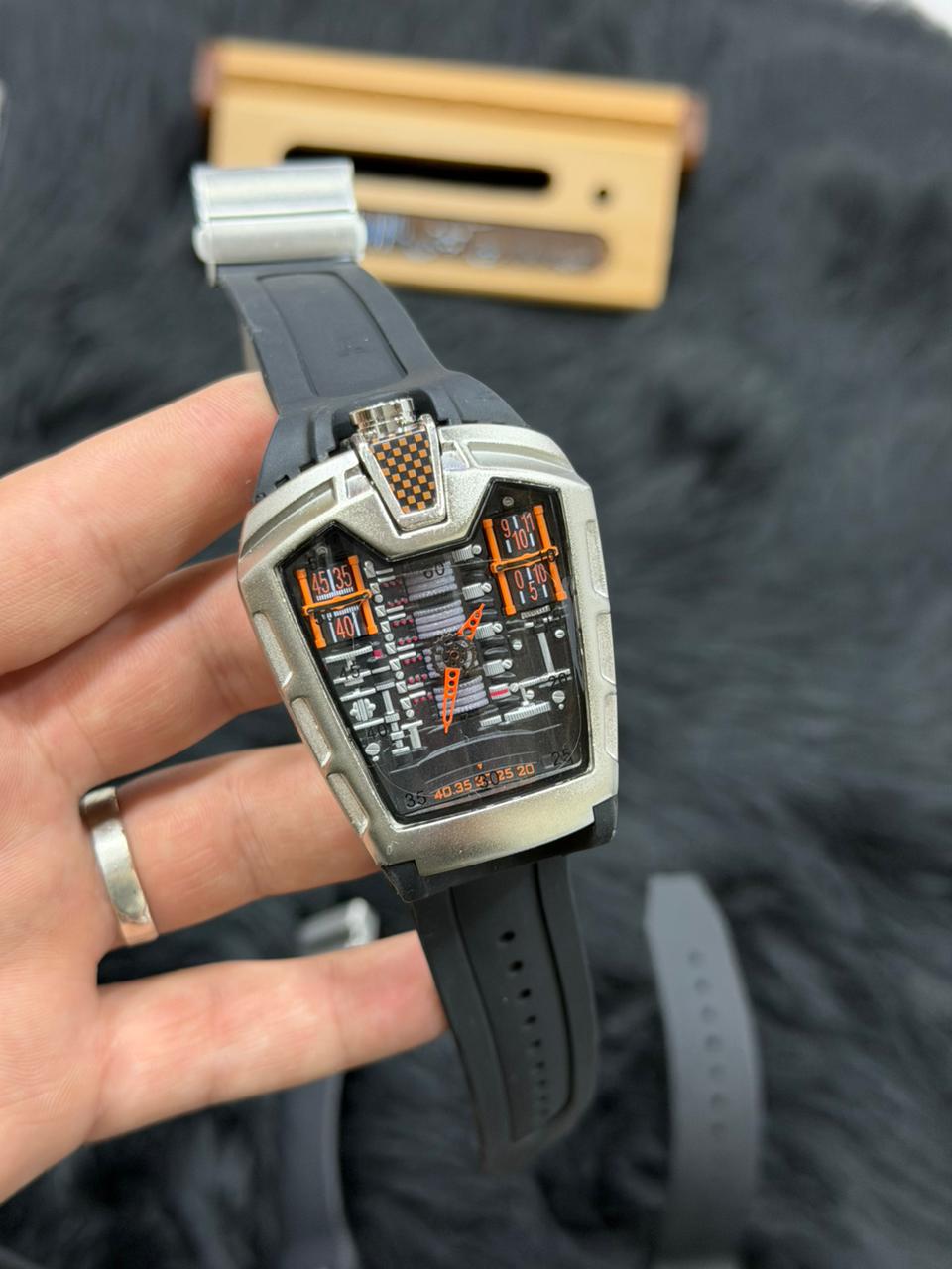 New Design Bugatti in Silver Case